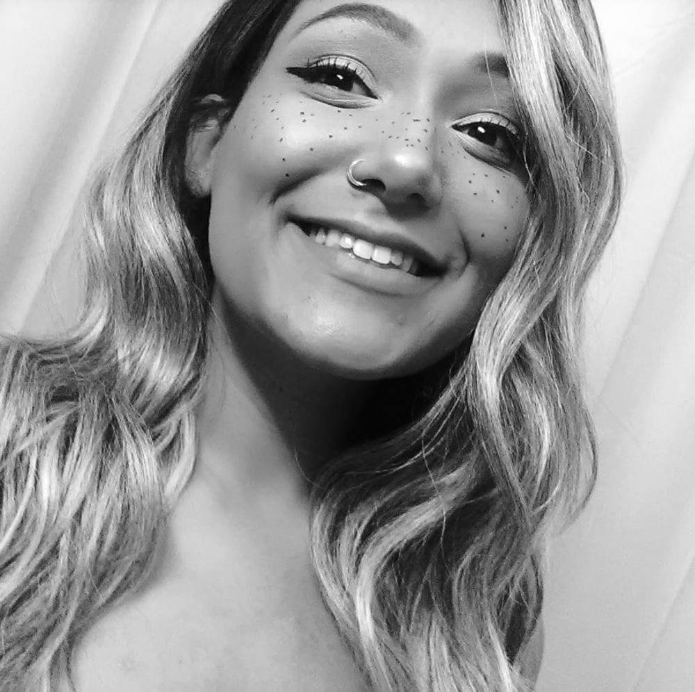 Meet your Posher, Kiari